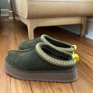 Tasman Platform Ugg in Green